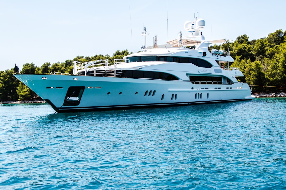 Illustrative marina and yacht scene representing marina lifestyle at Marsa Al Saadiyat